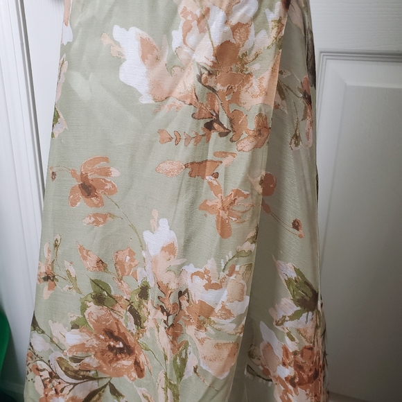 New Lulu's Mood of the Night Sage Green Floral Print Maxi Dress Size M - Picture 6 of 12
